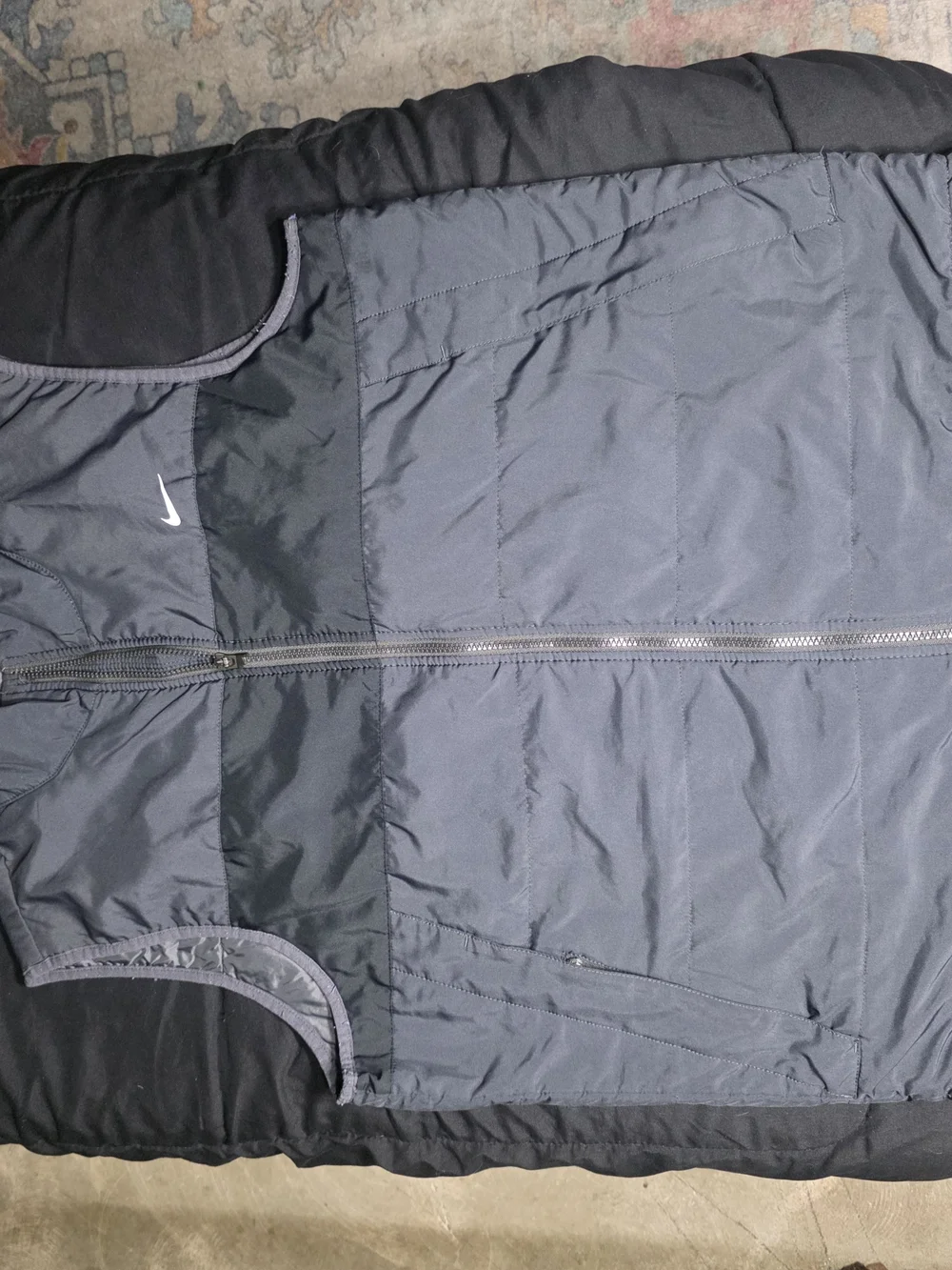 Vintage Y2K Nike Men's Dark Gray Puffer Vest